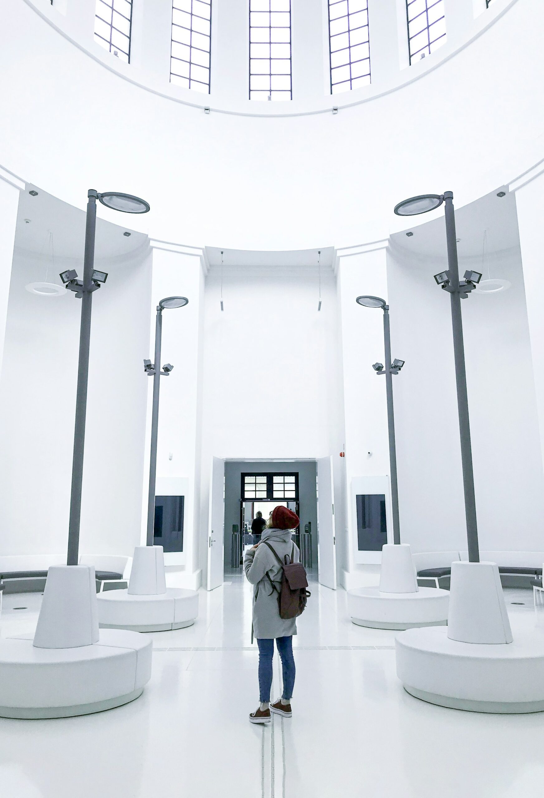 Transforming Retail: The Rapid Growth and Impact of Virtual Fitting Room Technology Transforming Retail: The Rapid Growth and Impact of Virtual Fitting Room Technology